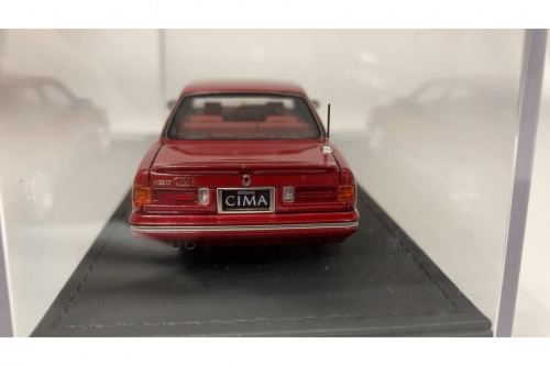 1/43 Nissan Cedric Cima (Y31)のTK COMPANY