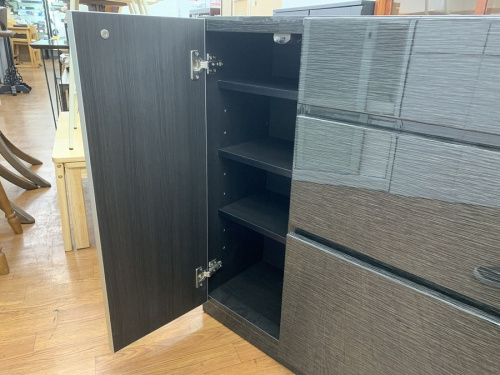 キッチン収納のカウンター下収納