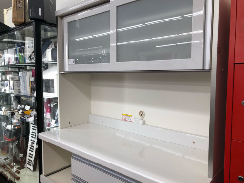 家具のカップボード・食器棚