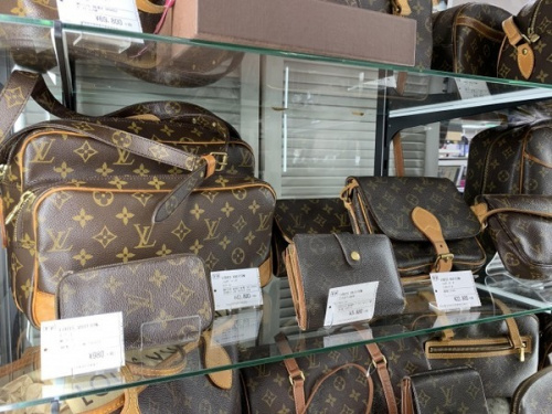 LOUIS VUITTONのルイヴィトン