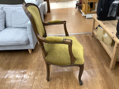 チェスターフィールドの立川　家具