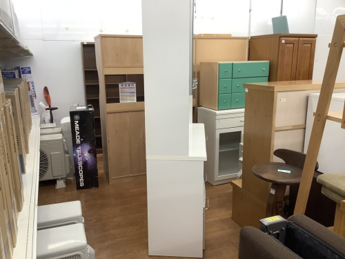 カップボード・食器棚のニトリ