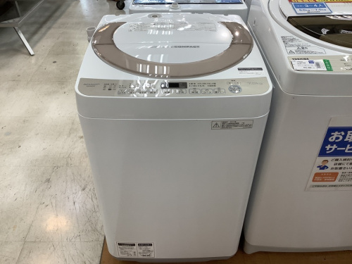 生活家電の全自動洗濯機