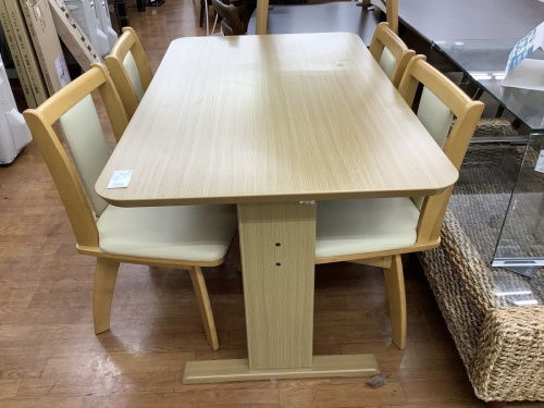 家具のダイニングセット
