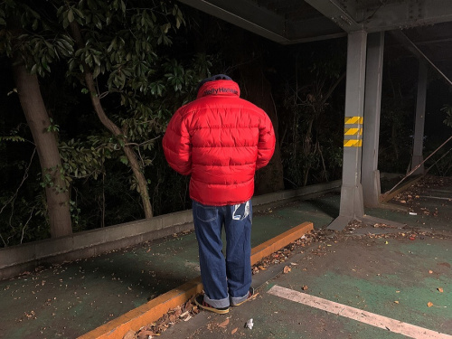 ダウンの古着男子