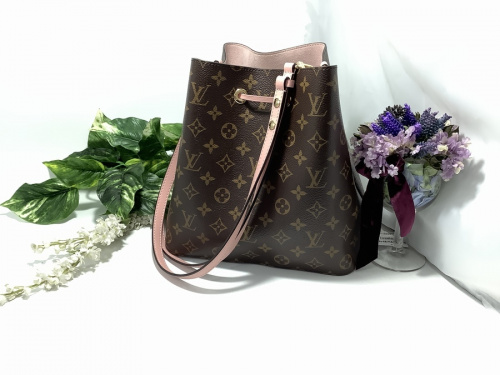 ブランド・ラグジュアリーのLOUIS VUITTON