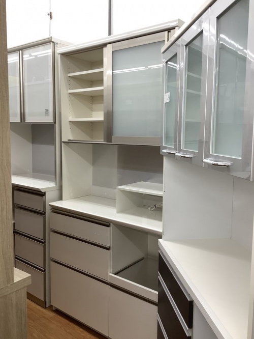 家具のカップボード・食器棚