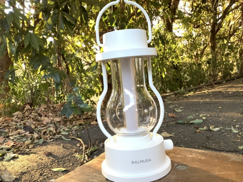 ランタンのBALMUDA