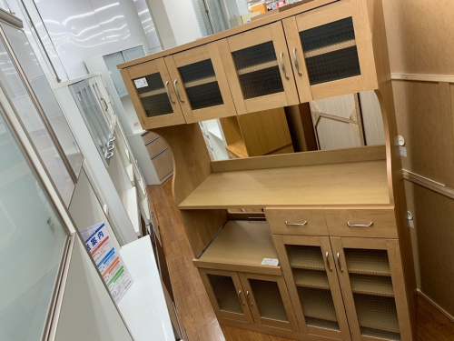 家具のカップボード・食器棚