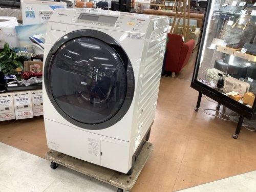 生活家電のドラム式洗濯乾燥機