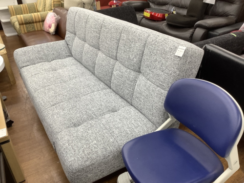 家具のソファ