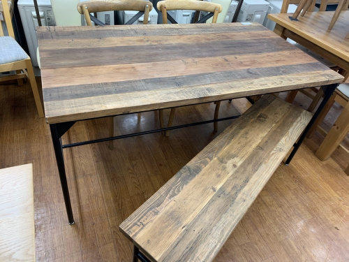 家具のダイニングセット