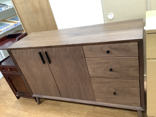 家具のサイドボード