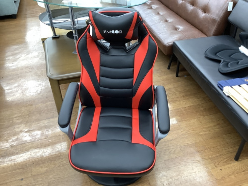 家具のゲーミングチェア