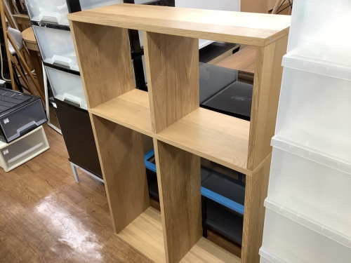 家具のオープンシェルフ