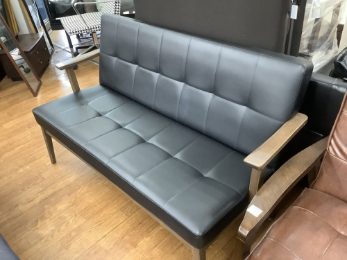 家具のソファ
