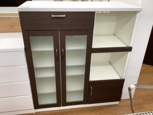 家具のカウンター