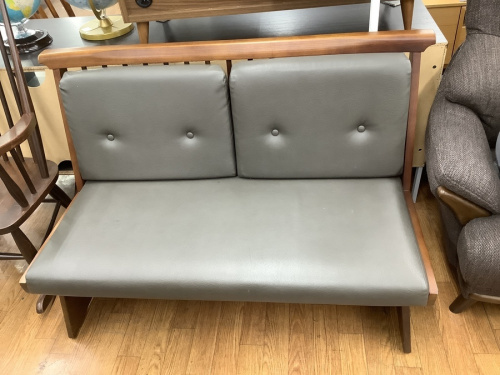 家具のソファ