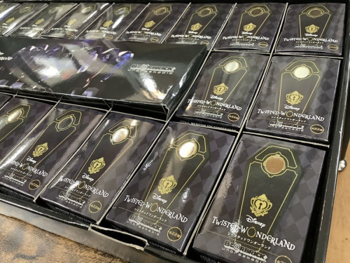 ツイステッドワンダーランドのBARE@RBRICK