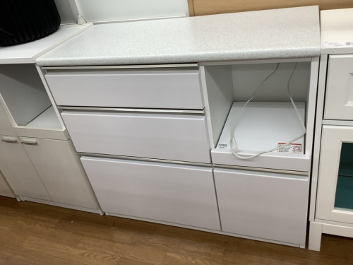 家具のカウンター