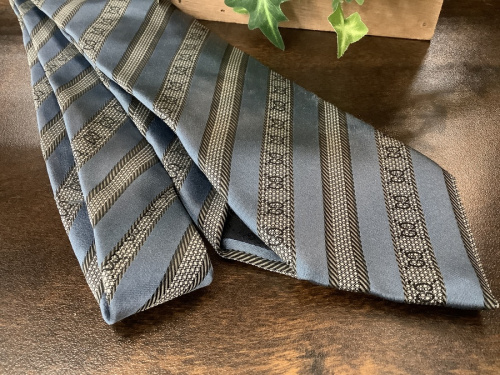 ビジネスアイテムのGUCCI