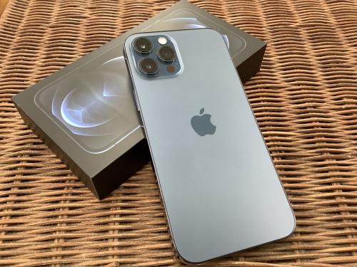 デジタル家電のIPHONE