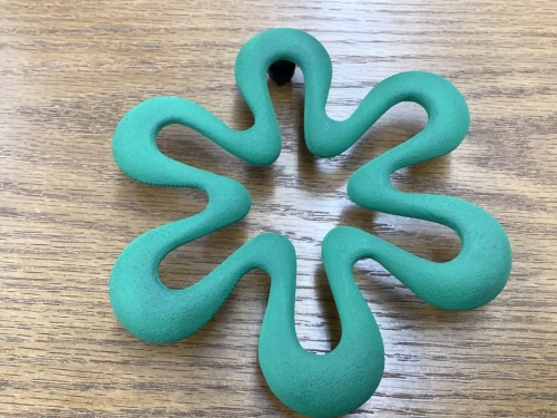 南部鉄器の鉄瓶+トリペット六花