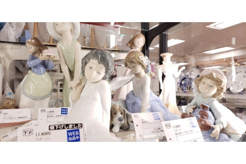 インテリアの置物