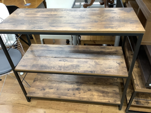 家具のオープンシェルフ