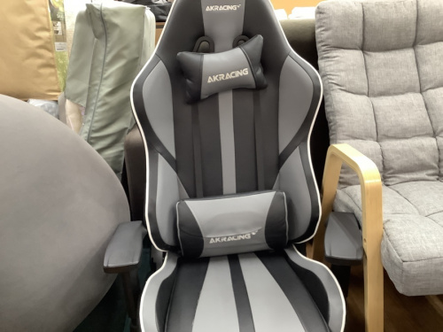 AKRACINGのエーケーレーシング