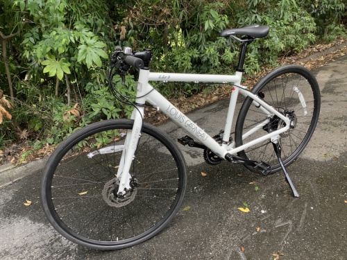 クロスバイクのLOUIS GARNEAU
