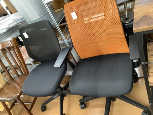 イスのsteelcase
