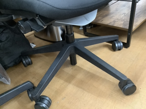 steelcaseのスチールケース