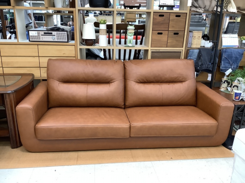 家具のソファ