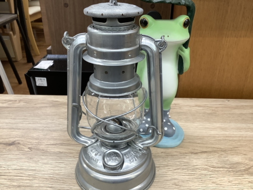アウトドア用品のランタン