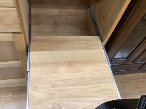 モモナチュラルの立川中古家具