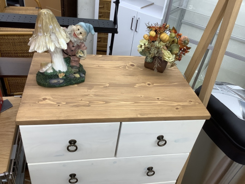 チェストの株式会社スクロール