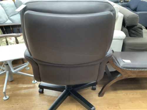 ハイバックチェアーの立川中古家具