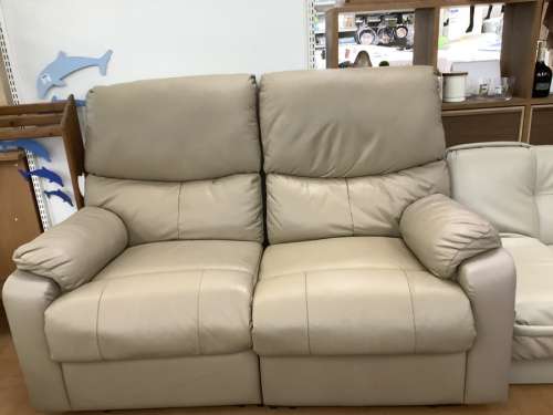 ソファの電動リクライニングソファー