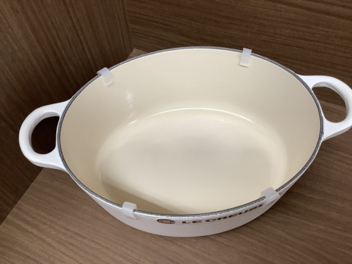 ル・クルーゼの立川中古ショップ