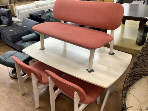 家具のダイニングセット
