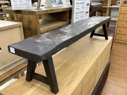 家具のベンチ