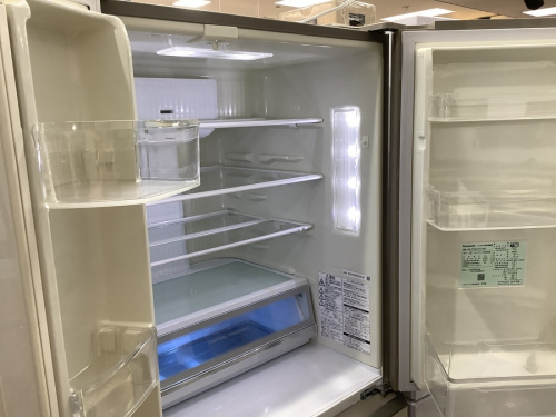 6ドア冷蔵庫のPanasonic