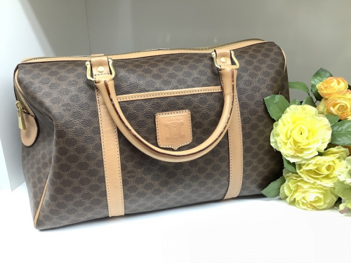 CELINEのLOUIS VUITTON