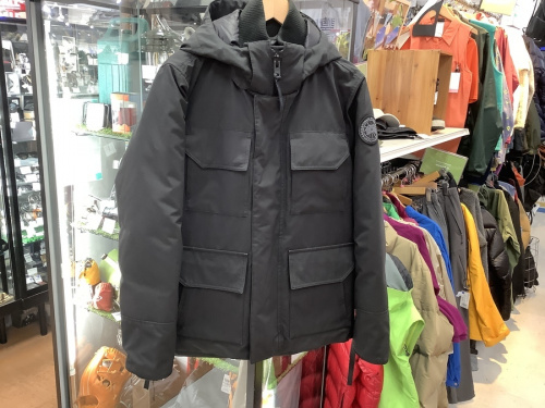メンズファッションのCANADA GOOOSE