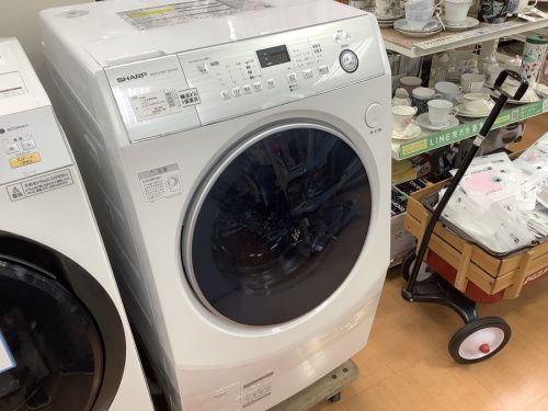 生活家電の洗濯乾燥機