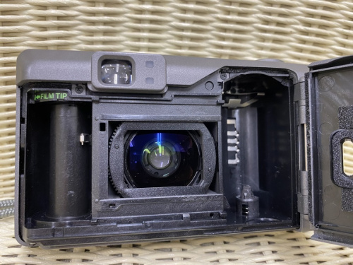 フィルムカメラのカメラ