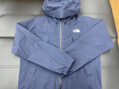 ノースフェイスのクライムライトジャケット