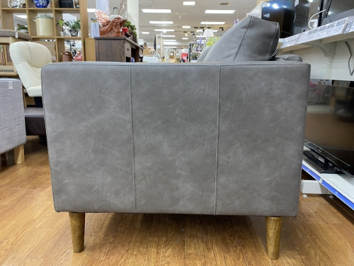 ソファーのN-シールド