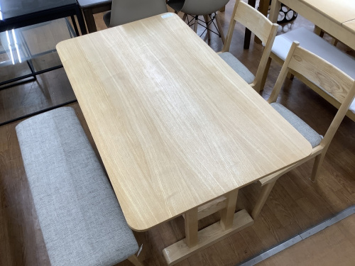 家具のダイニングセット